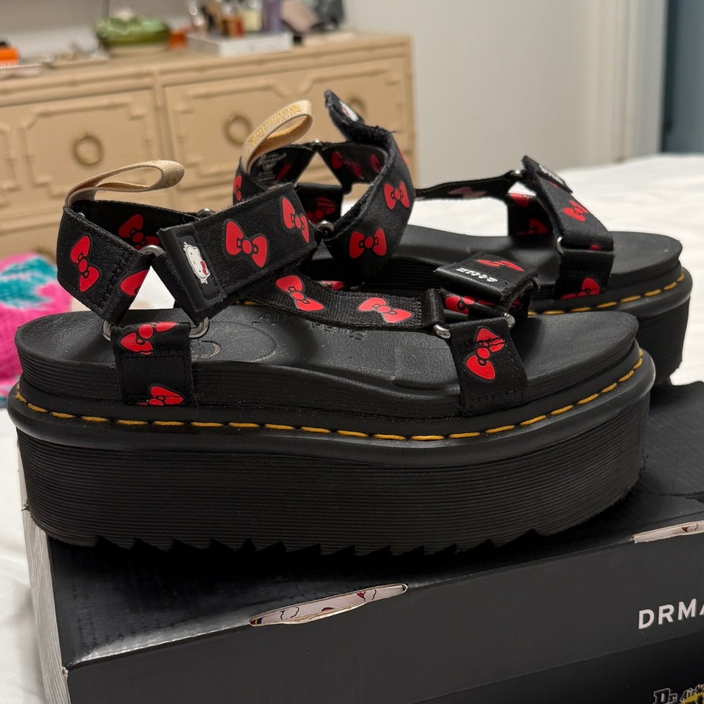Hello Kitty Dr Martens